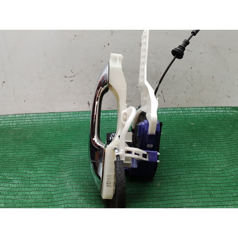 Recambio de cerradura puerta trasera izquierda para kia carens iv 1.7 crdi referencia OEM IAM 81410A4030 81410A4030 81410A4030