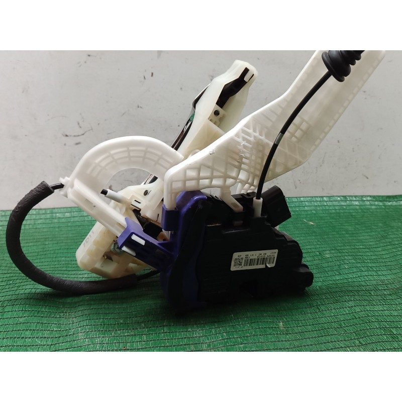 Recambio de cerradura puerta trasera izquierda para kia carens iv 1.7 crdi referencia OEM IAM 81410A4030 81410A4030 81410A4030