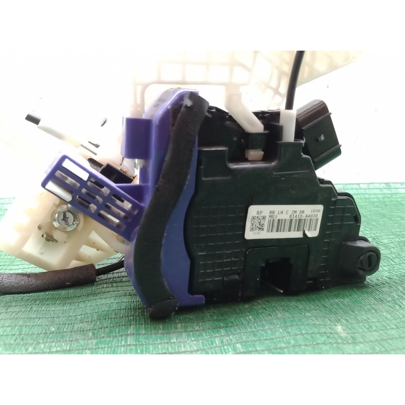 Recambio de cerradura puerta trasera izquierda para kia carens iv 1.7 crdi referencia OEM IAM 81410A4030 81410A4030 81410A4030