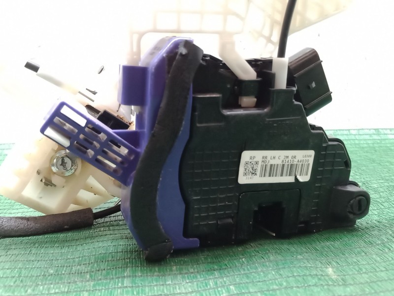 Recambio de cerradura puerta trasera izquierda para kia carens iv 1.7 crdi referencia OEM IAM 81410A4030 81410A4030 81410A4030