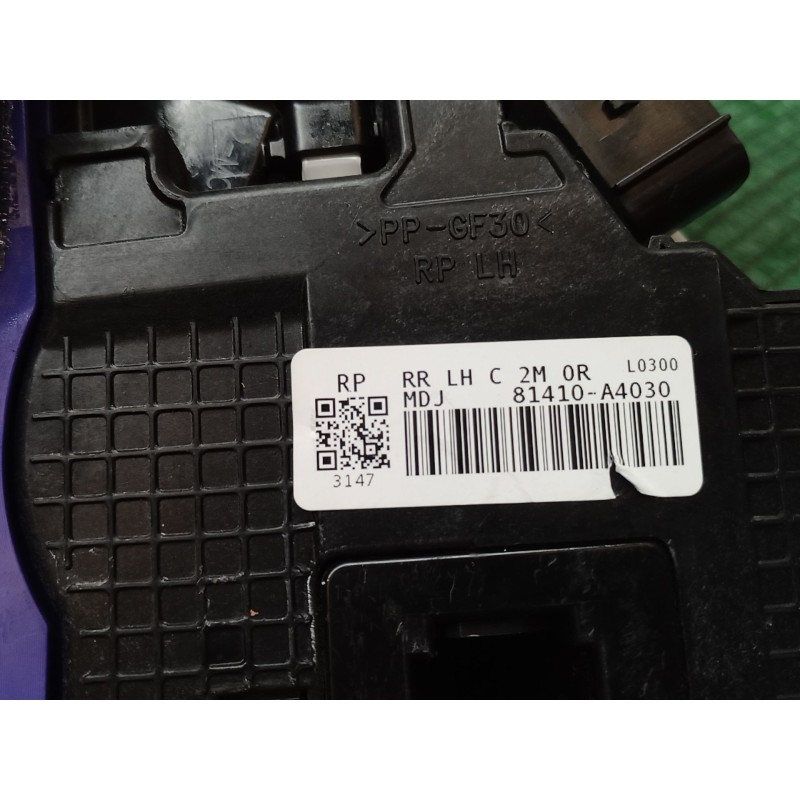 Recambio de cerradura puerta trasera izquierda para kia carens iv 1.7 crdi referencia OEM IAM 81410A4030 81410A4030 81410A4030