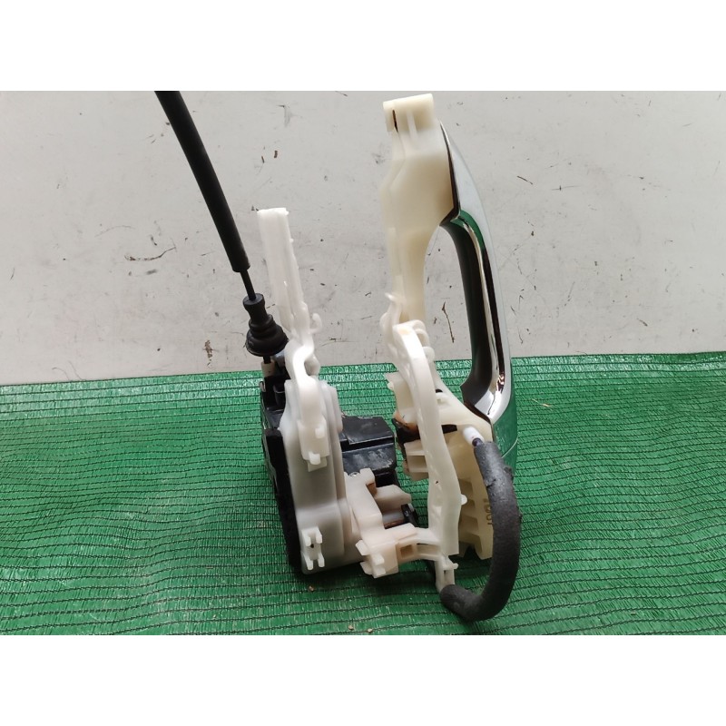 Recambio de cerradura puerta delantera derecha para kia carens iv 1.7 crdi referencia OEM IAM   