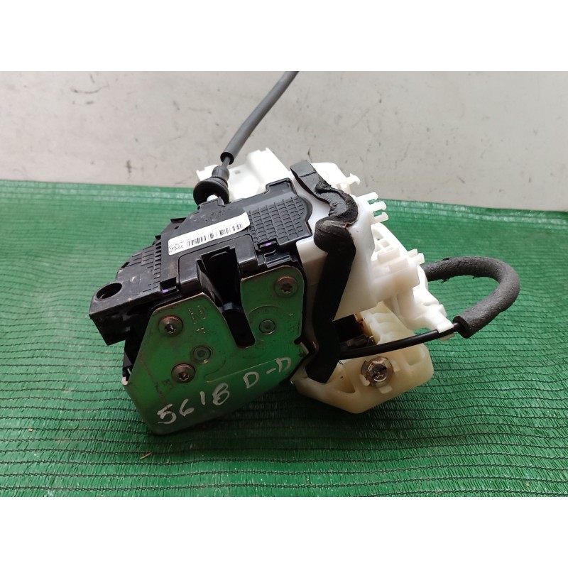 Recambio de cerradura puerta delantera derecha para kia carens iv 1.7 crdi referencia OEM IAM   