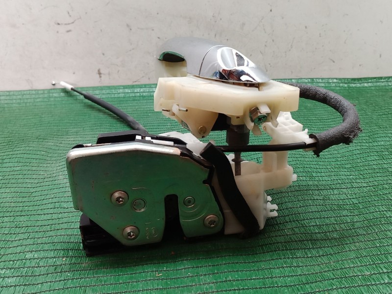 Recambio de cerradura puerta delantera izquierda para kia carens iv 1.7 crdi referencia OEM IAM   