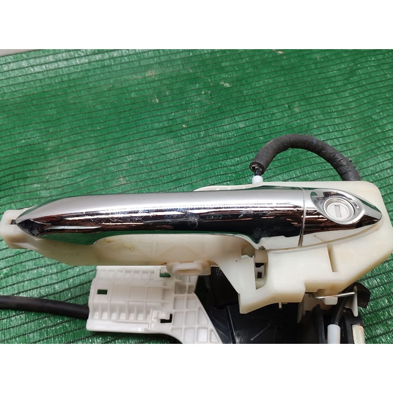 Recambio de cerradura puerta delantera izquierda para kia carens iv 1.7 crdi referencia OEM IAM   