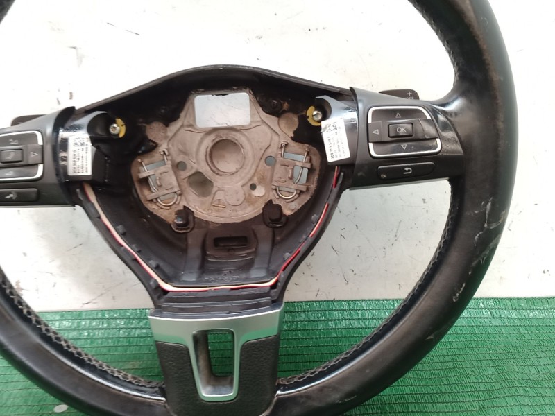 Recambio de volante para volkswagen golf plus v (5m1, 521) 1.6 tdi referencia OEM IAM 3C8959537D 3C8959537D 3C8959537D