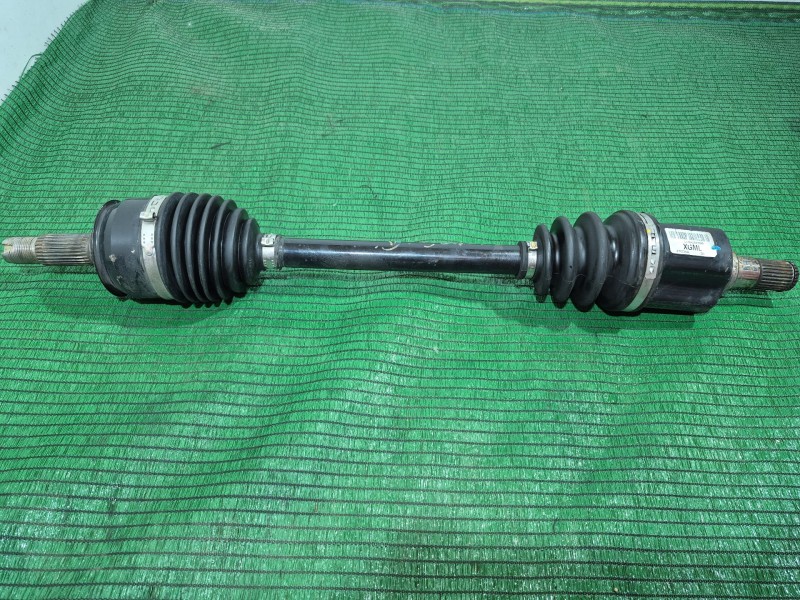 Recambio de transmision delantera izquierda para ssangyong tivoli 1.6 referencia OEM IAM 4130035000 4130035000 4130035000