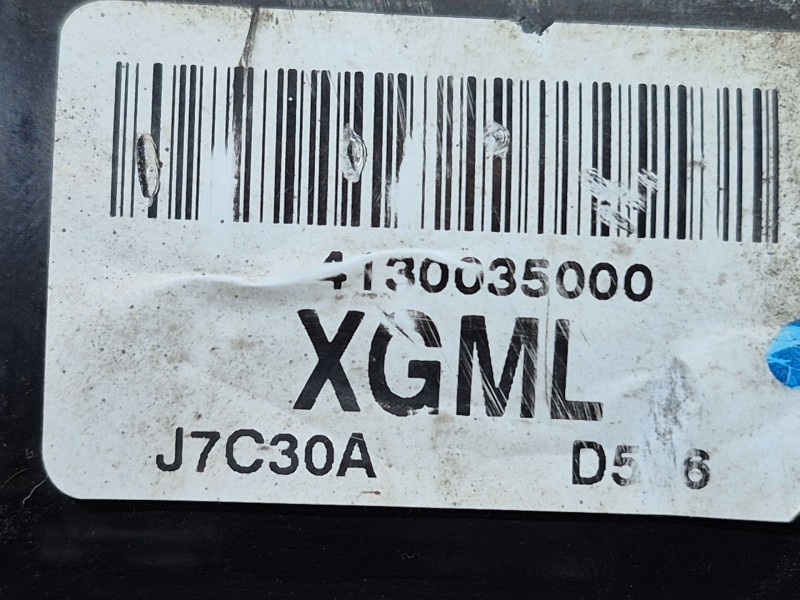 Recambio de transmision delantera izquierda para ssangyong tivoli 1.6 referencia OEM IAM 4130035000 4130035000 4130035000