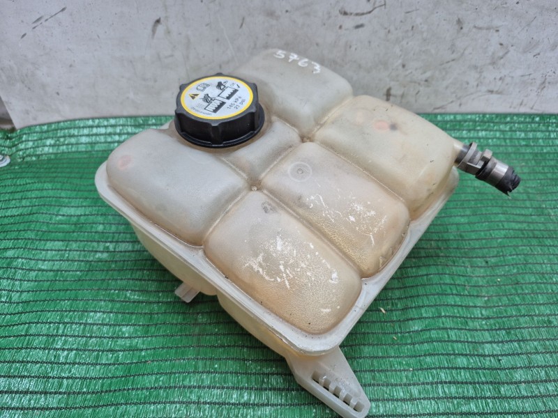 Recambio de deposito expansion para ford kuga ii (dm2) 2.0 tdci referencia OEM IAM 8V618K218AE 8V618K218AE 8V618K218DE