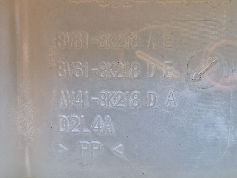 Recambio de deposito expansion para ford kuga ii (dm2) 2.0 tdci referencia OEM IAM 8V618K218AE 8V618K218AE 8V618K218DE