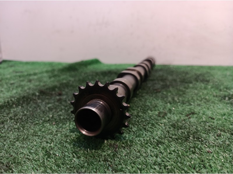 Recambio de arbol de levas para peugeot 407 sw referencia OEM IAM 9654973580 9654973580 9654973580