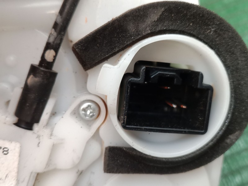 Recambio de cerradura puerta delantera derecha para mazda 6 sedán (gh) 2.0 mzr (ghefp) referencia OEM IAM   