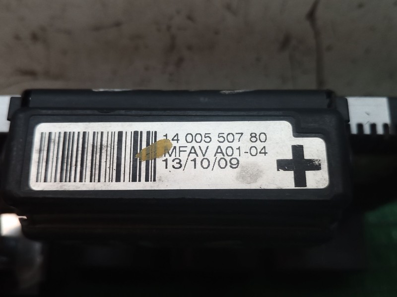 Recambio de caja reles / fusibles para ssangyong tivoli grand 1.5 t-gdi referencia OEM IAM   