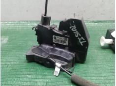 Recambio de cerradura puerta trasera izquierda para renault megane iv sedán 1.3 tce 115 (lvn9) referencia OEM IAM    2