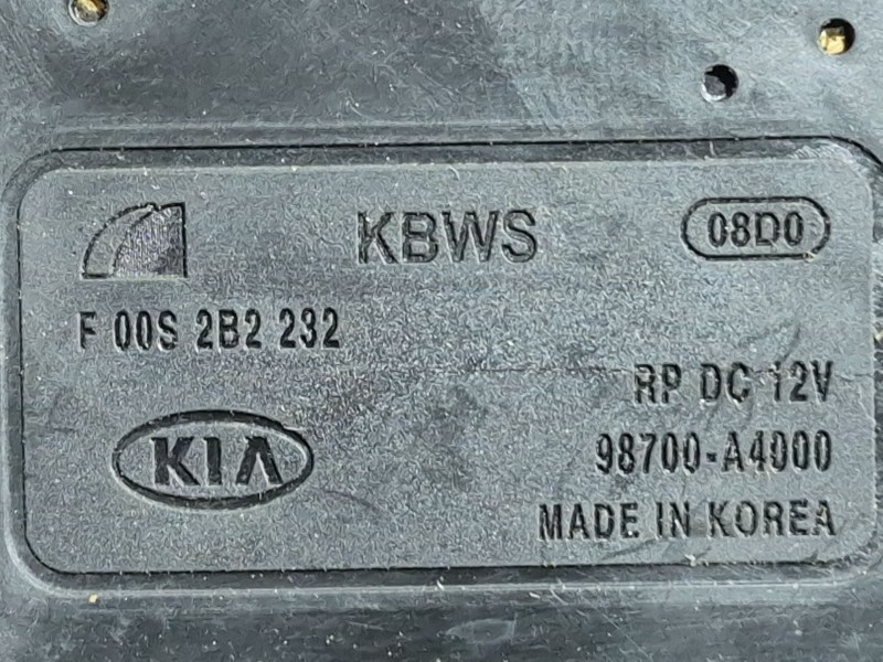 Recambio de motor limpia trasero para kia carens iv 1.7 crdi referencia OEM IAM   