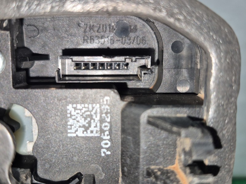 Recambio de cerradura puerta trasera izquierda para bmw 3 (e90) 318 i referencia OEM IAM   