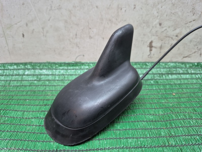 Recambio de antena para volkswagen touran (1t3) referencia OEM IAM   