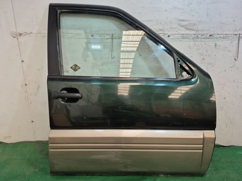 Recambio de puerta delantera derecha para nissan terrano/terrano.ii (r20) elegance referencia OEM IAM    Recambio de puerta delantera derecha para nissan terrano/terrano.ii (r20) elegance referencia OEM IAM