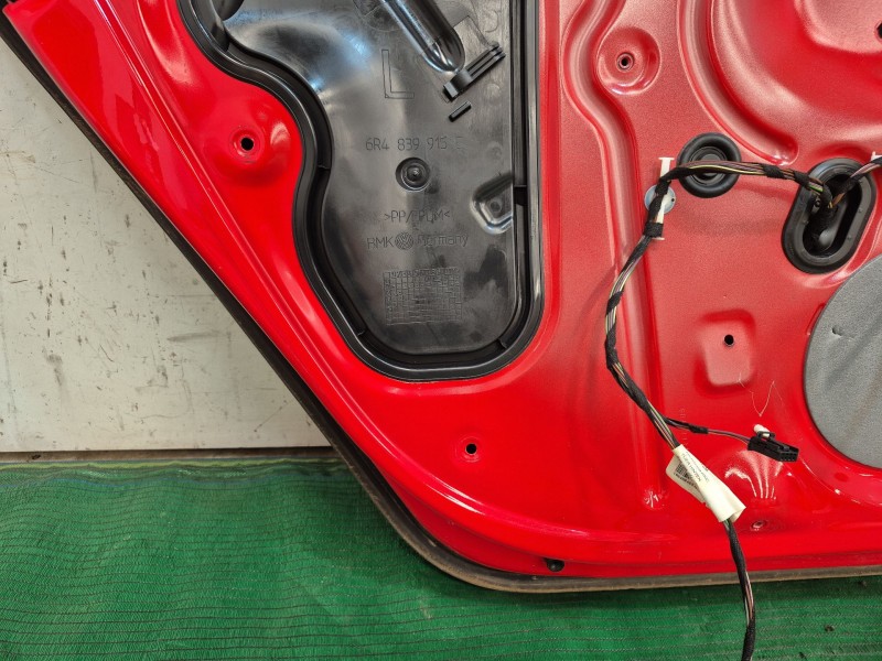 Recambio de puerta trasera izquierda para volkswagen polo v (6r1, 6c1) 1.2 referencia OEM IAM 6R4833311 6R4833311 6R4833311