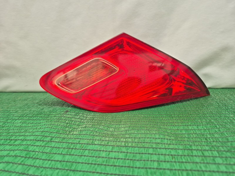 Recambio de piloto trasero izquierdo interior para opel astra j (p10) 1.7 cdti (68) referencia OEM IAM   