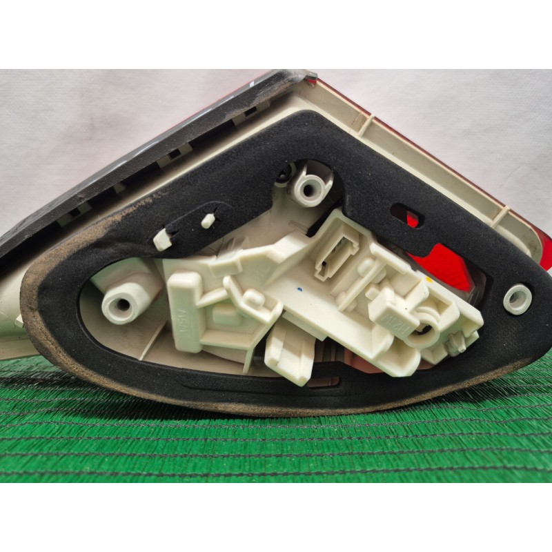 Recambio de piloto trasero izquierdo interior para opel astra j (p10) 1.7 cdti (68) referencia OEM IAM   