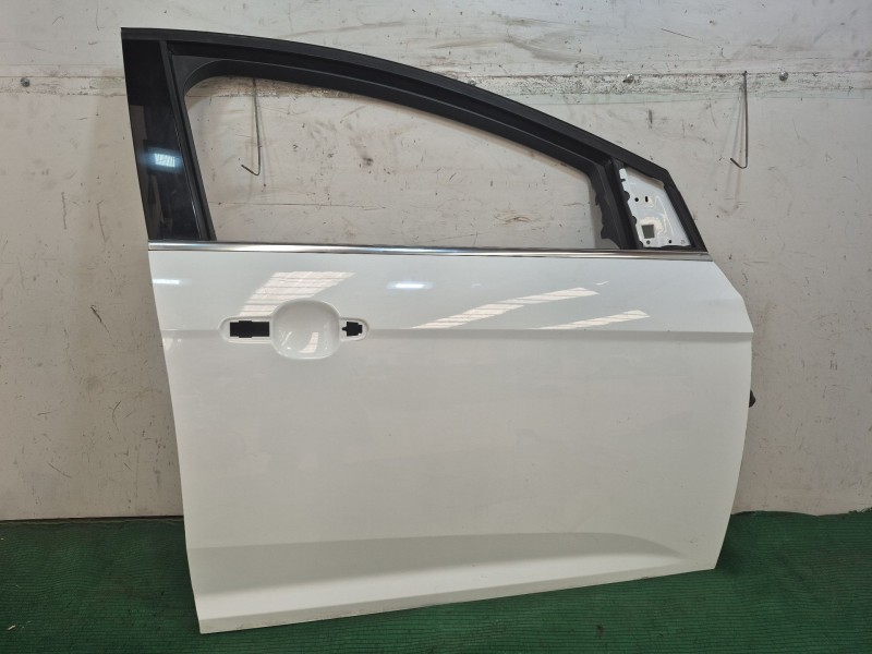 Recambio de puerta delantera derecha para ford focus iii 1.0 ecoboost referencia OEM IAM BM51A20220BP BM51A20220BP BM51A20220BP