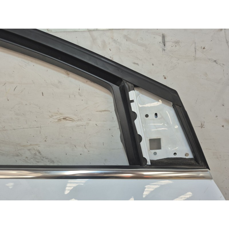 Recambio de puerta delantera derecha para ford focus iii 1.0 ecoboost referencia OEM IAM BM51A20220BP BM51A20220BP BM51A20220BP