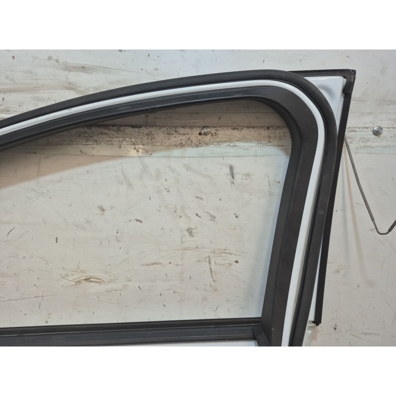 Recambio de puerta delantera derecha para ford focus iii 1.0 ecoboost referencia OEM IAM BM51A20220BP BM51A20220BP BM51A20220BP