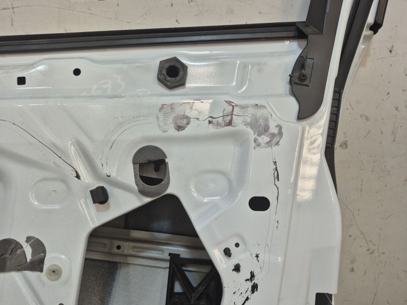 Recambio de puerta delantera derecha para ford focus iii 1.0 ecoboost referencia OEM IAM BM51A20220BP BM51A20220BP BM51A20220BP