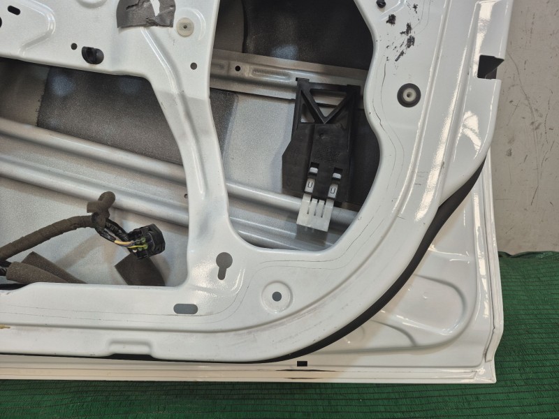 Recambio de puerta delantera derecha para ford focus iii 1.0 ecoboost referencia OEM IAM BM51A20220BP BM51A20220BP BM51A20220BP