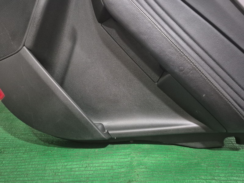 Recambio de guarnecido puerta trasera derecha para mercedes-benz clase m (w166) referencia OEM IAM   