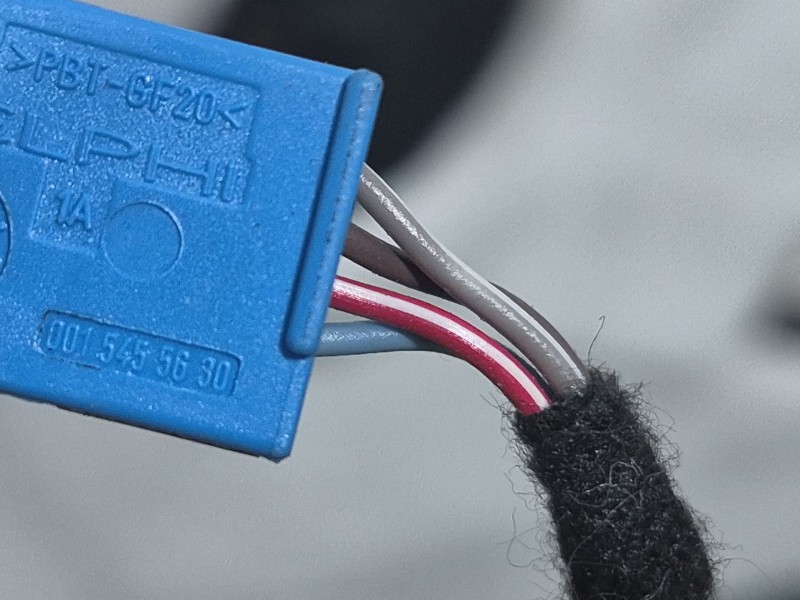 Recambio de guarnecido puerta trasera derecha para mercedes-benz clase m (w166) referencia OEM IAM   