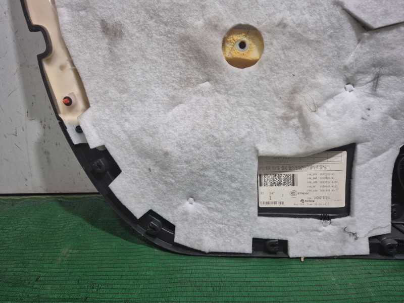 Recambio de guarnecido puerta delantera derecha para mercedes-benz clase m (w166) referencia OEM IAM   