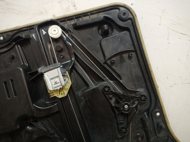 Recambio de elevalunas delantero derecho para mercedes-benz clase gle (w166) referencia OEM IAM   