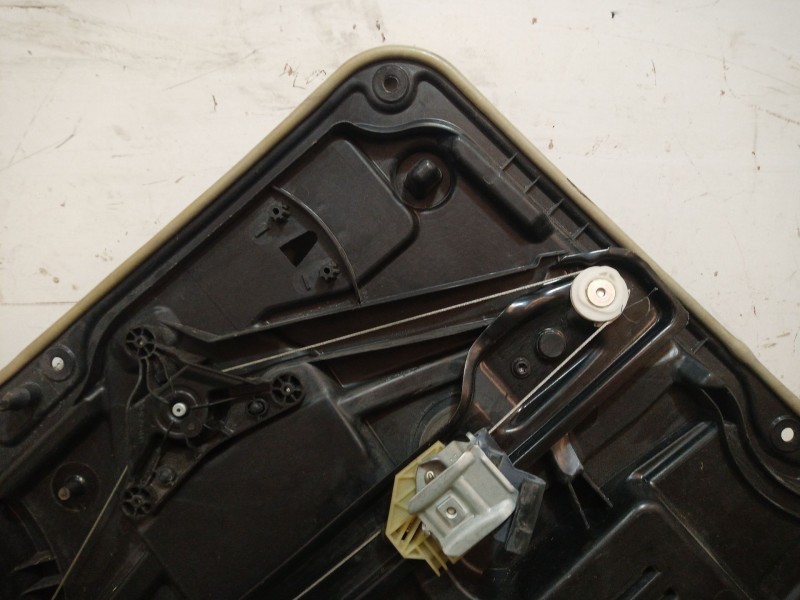 Recambio de elevalunas trasero izquierdo para mercedes-benz clase gle (w166) referencia OEM IAM A0997660500 A0997660500 A0997660