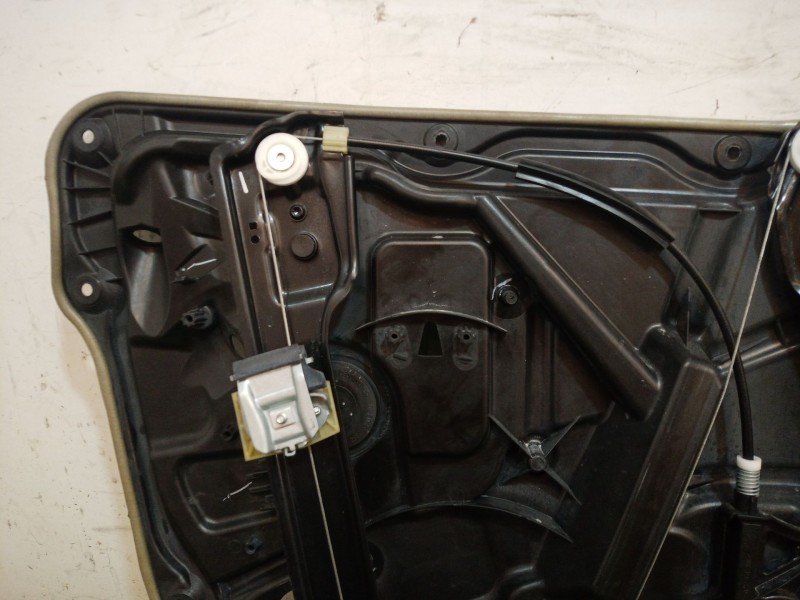 Recambio de elevalunas delantero derecho para mercedes-benz clase gle (w166) referencia OEM IAM   