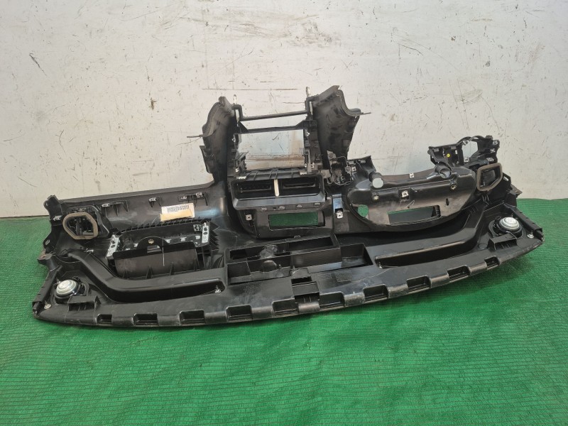 Recambio de salpicadero para audi a5 (8t3) 2.0 tdi referencia OEM IAM 8T2857069 8T2857069 8T2858041