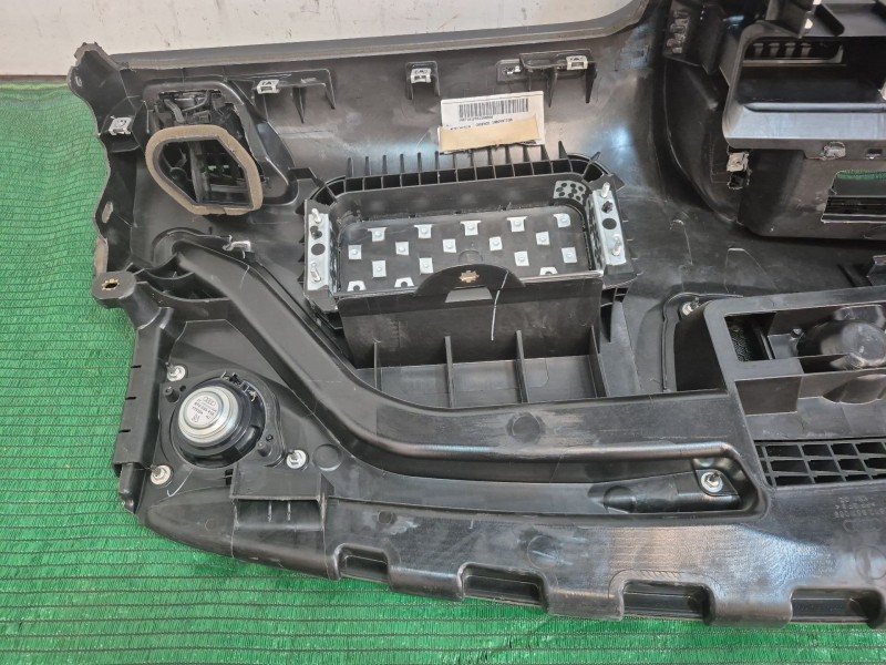 Recambio de salpicadero para audi a5 (8t3) 2.0 tdi referencia OEM IAM 8T2857069 8T2857069 8T2858041