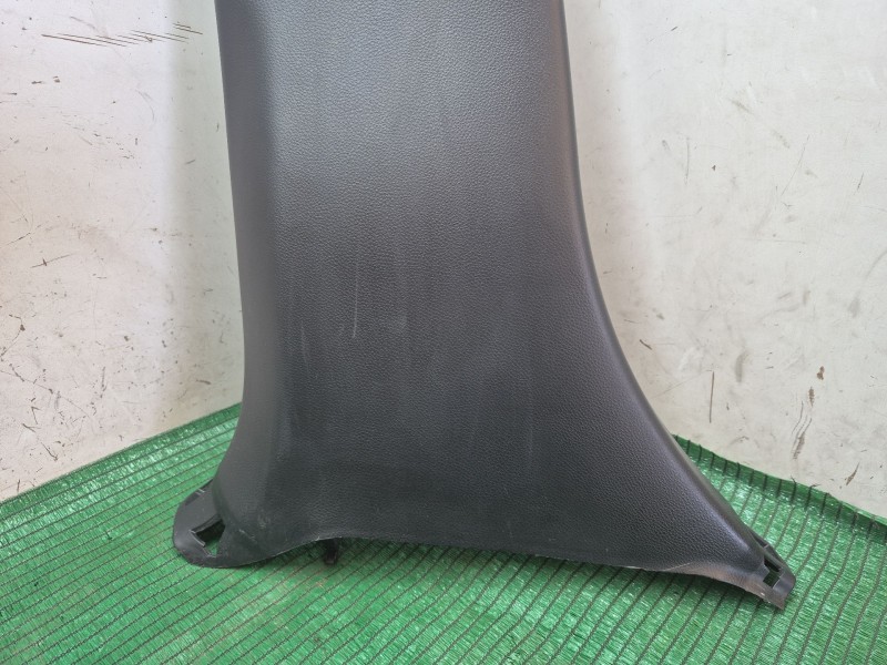 Recambio de moldura interior para mercedes-benz clase gle (w166) referencia OEM IAM A1666900025 A1666900025 A1666900025