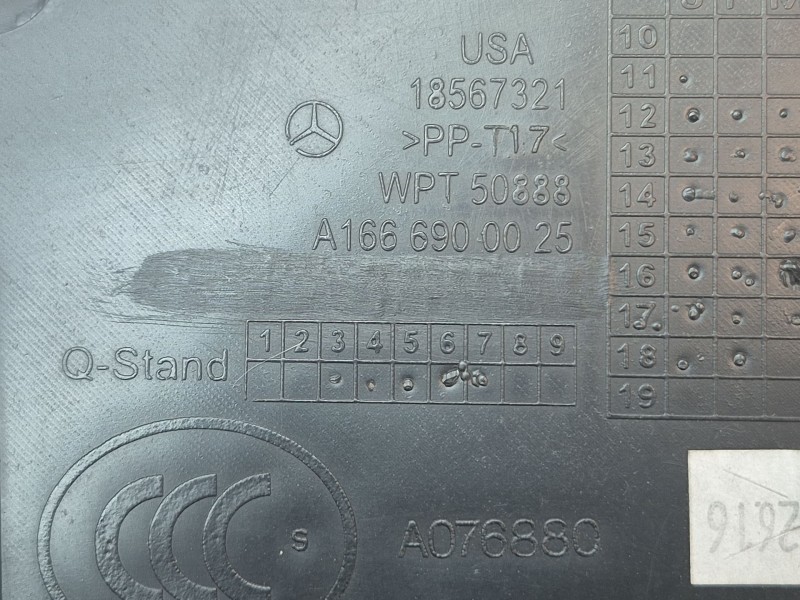 Recambio de moldura interior para mercedes-benz clase gle (w166) referencia OEM IAM A1666900025 A1666900025 A1666900025