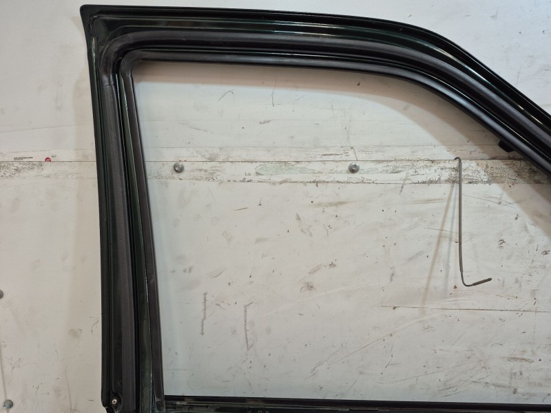 Recambio de puerta delantera izquierda para nissan terrano/terrano.ii (r20) elegance referencia OEM IAM    Recambio de puerta delantera izquierda para nissan terrano/terrano.ii (r20) elegance referencia OEM IAM