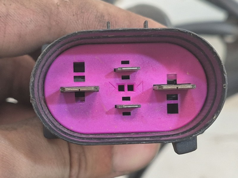 Recambio de electroventilador para audi a4 berlina (8e) 1.9 tdi (96kw) referencia OEM IAM 867010U 867010U 867010U