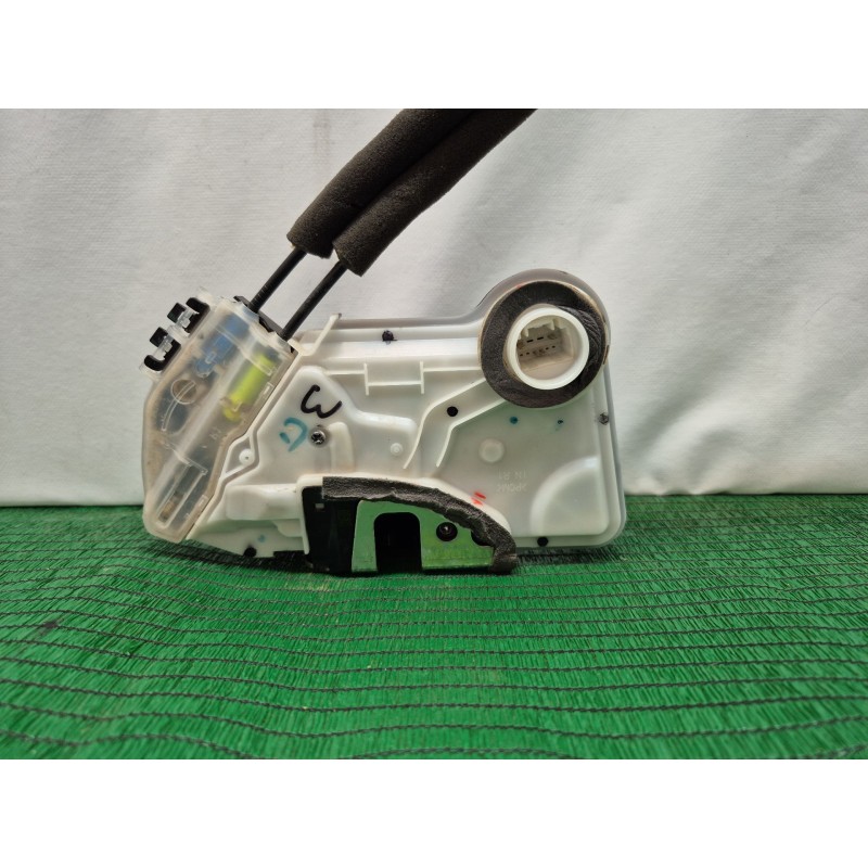 Recambio de cerradura puerta delantera derecha para toyota c-hr (_x1_) 1.8 hybrid (zyx10_, zyx11_) referencia OEM IAM   