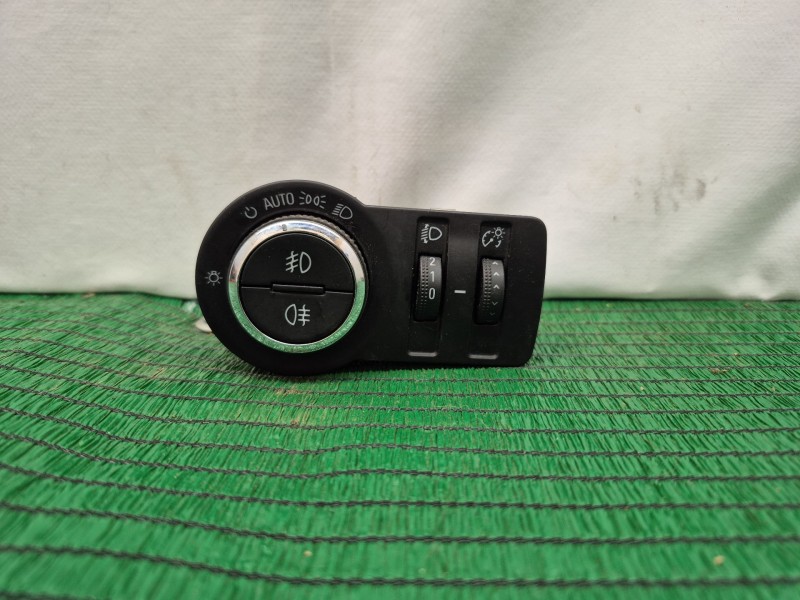 Recambio de mando luces para opel astra j (p10) 1.7 cdti (68) referencia OEM IAM 13268702 13268702 13268702