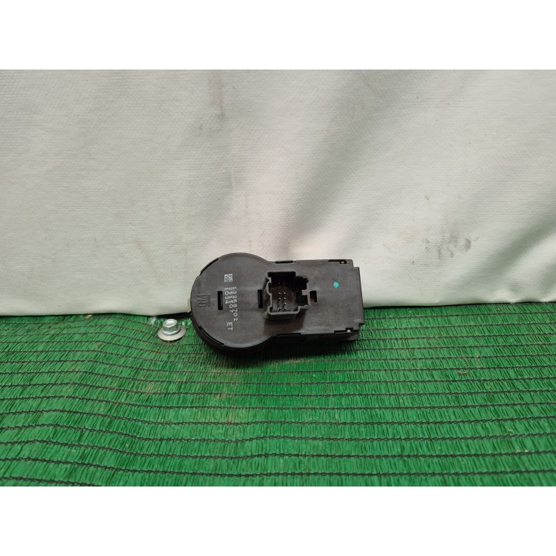 Recambio de mando luces para opel astra j (p10) 1.7 cdti (68) referencia OEM IAM 13268702 13268702 13268702
