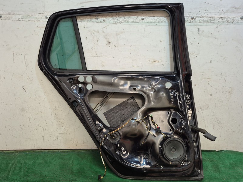 Recambio de puerta trasera izquierda para volkswagen golf vii (5g1, bq1, be1, be2) 1.6 referencia OEM IAM   