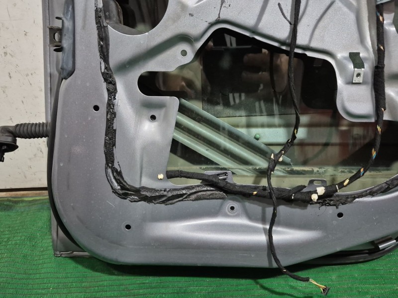 Recambio de puerta trasera derecha para bmw 3 (e46) 320 d referencia OEM IAM   