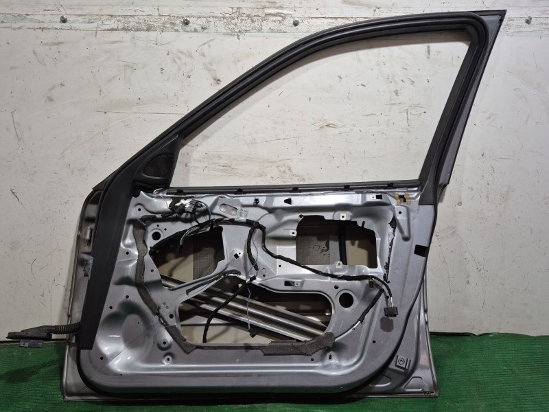 Recambio de puerta delantera derecha para bmw 3 (e46) 320 d referencia OEM IAM   