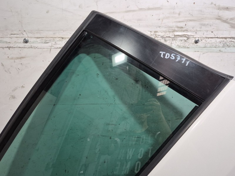 Recambio de puerta trasera derecha para volkswagen golf plus v (5m1, 521) 1.6 tdi referencia OEM IAM   