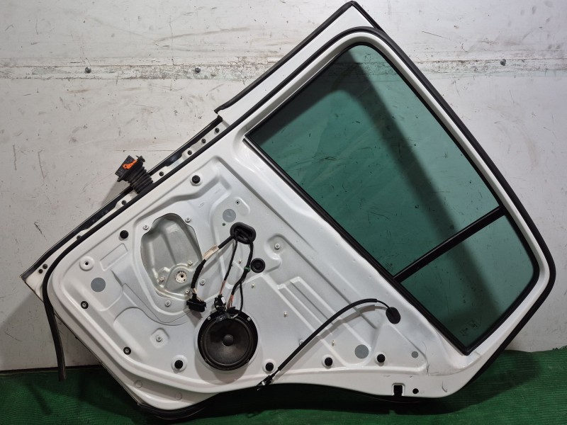 Recambio de puerta trasera derecha para volkswagen golf plus v (5m1, 521) 1.6 tdi referencia OEM IAM   
